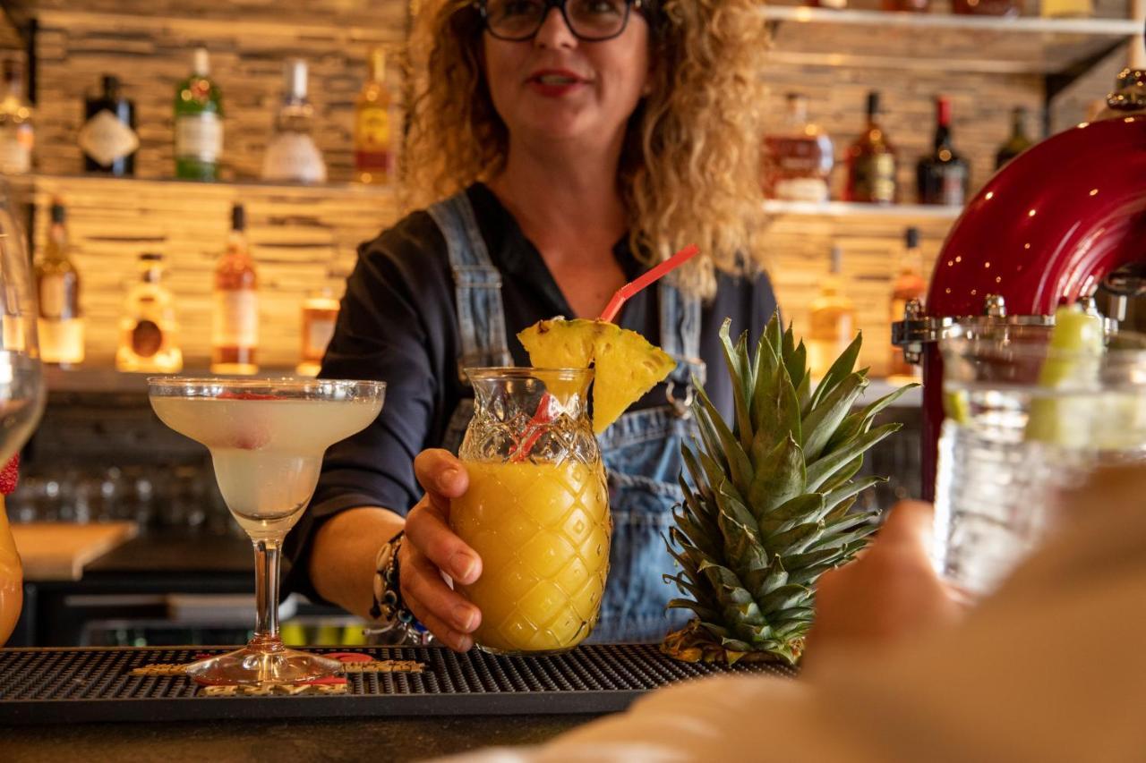Cocoon Inn كوسيك المظهر الخارجي الصورة
