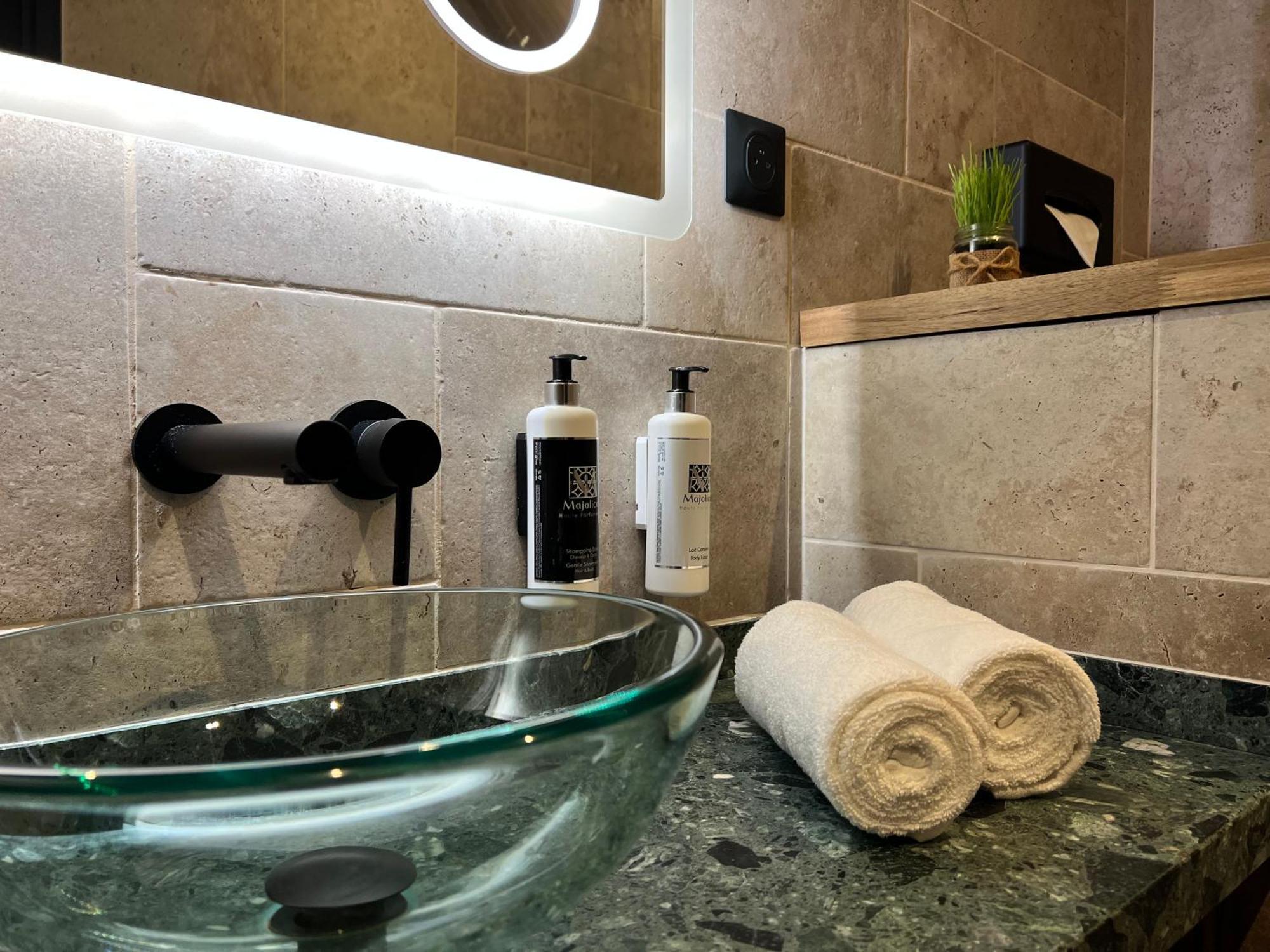Cocoon Inn كوسيك المظهر الخارجي الصورة